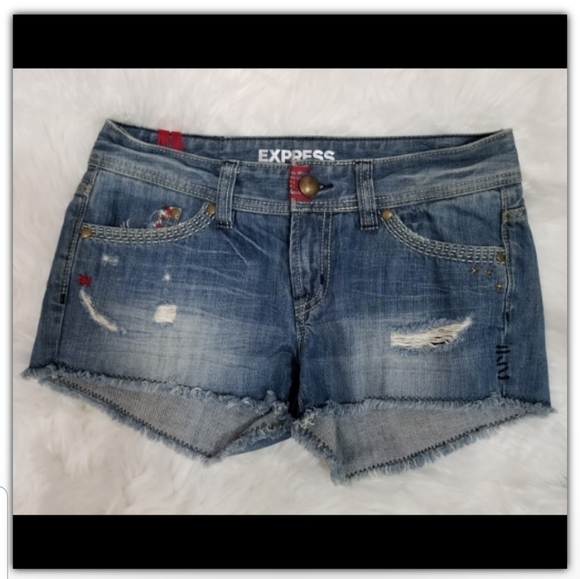 Express embroidered distressed shorts - Picture 1 of 3